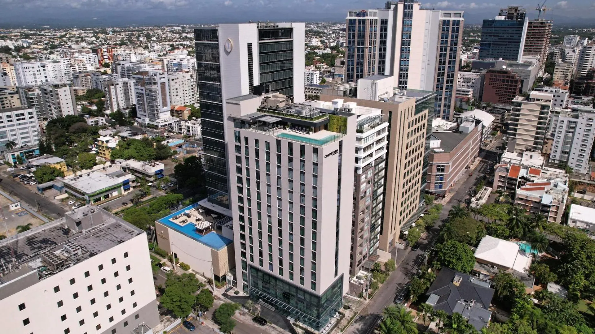 Hotel Courtyard By Marriott Santo Domingo Piantini